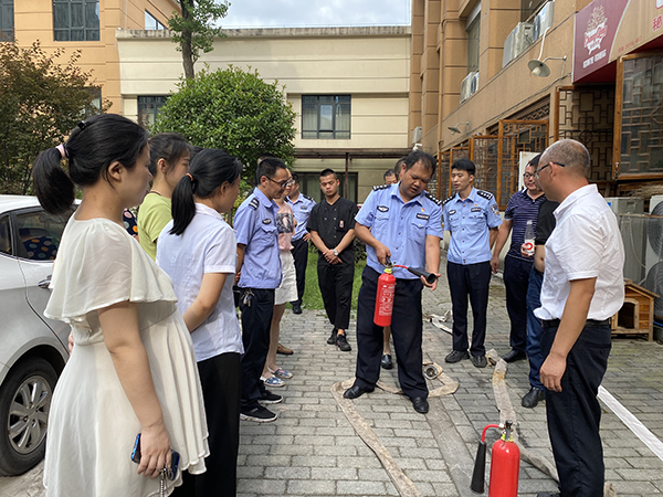 忠县分公司开展全员清静环保培训2.jpg