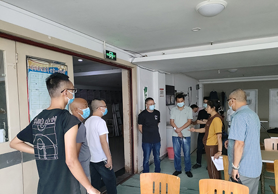 重港万州公司副总司理王健到忠县分公司检查指导事情3.jpg